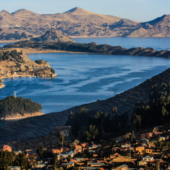 Lac Titicaca depuis l'île du Soleil